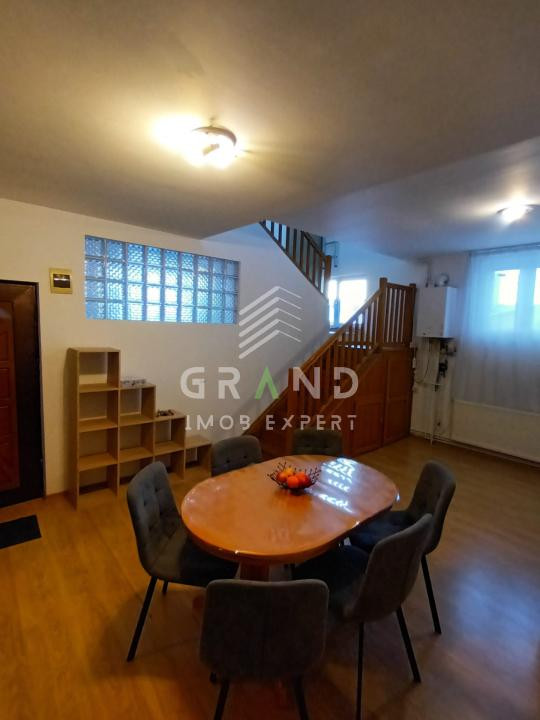 3 camere | 2 niveluri | Casă cu 3 apartamente | Zona Centrală