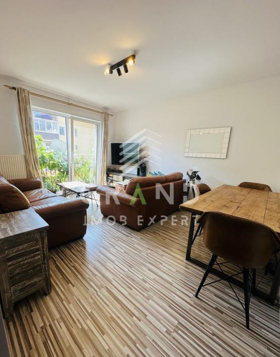 Apartament 2 camere de vanzare, 60 mp, Floresti.