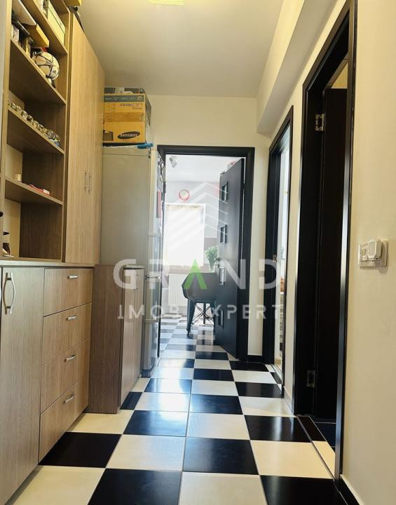 Apartament 2 camere de vanzare, 60 mp, Floresti.