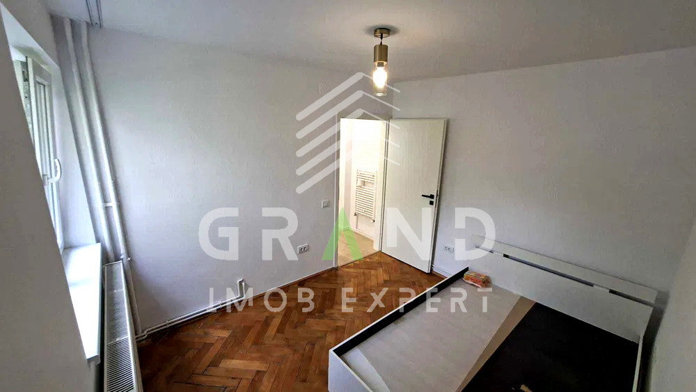 Ap 2 camere | decomandat | Balcon | Zona Gheorgheni-Busteni