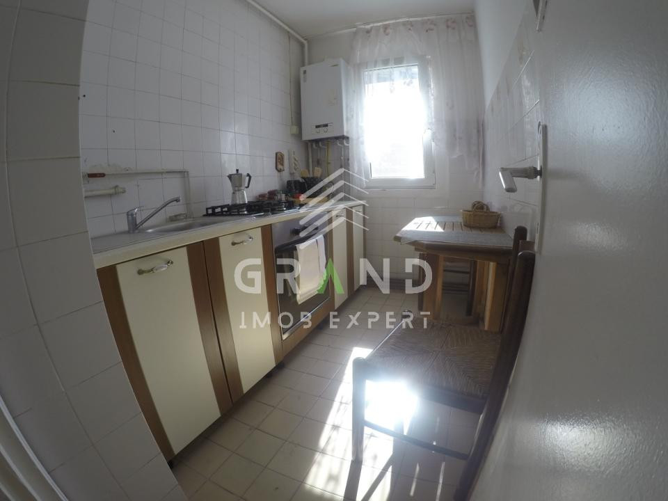 3 CAMERE DE VÂNZARE | MĂNĂȘTUR–Str.Mehedinți | Etaj 3/4