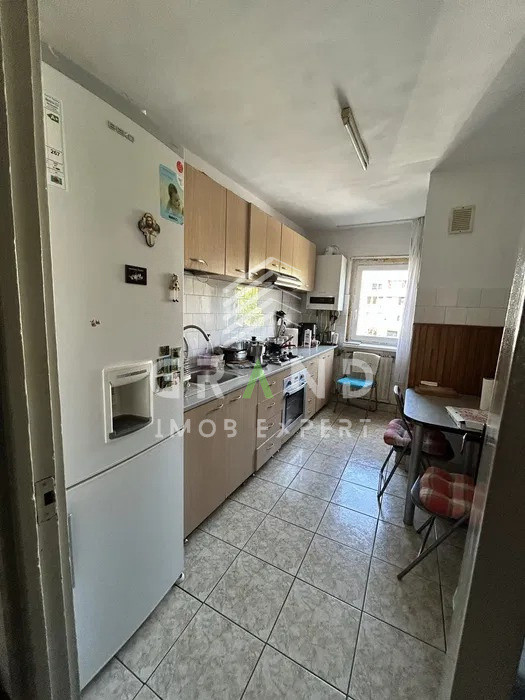 Apartament 4 camere, Manastur, zona Big-Piata Ion Mester