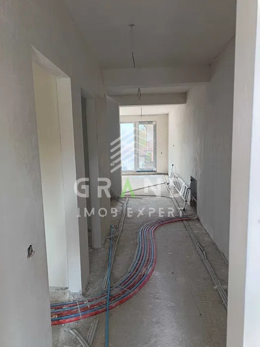  Casa tip duplex, zona parc Poligon, Florești