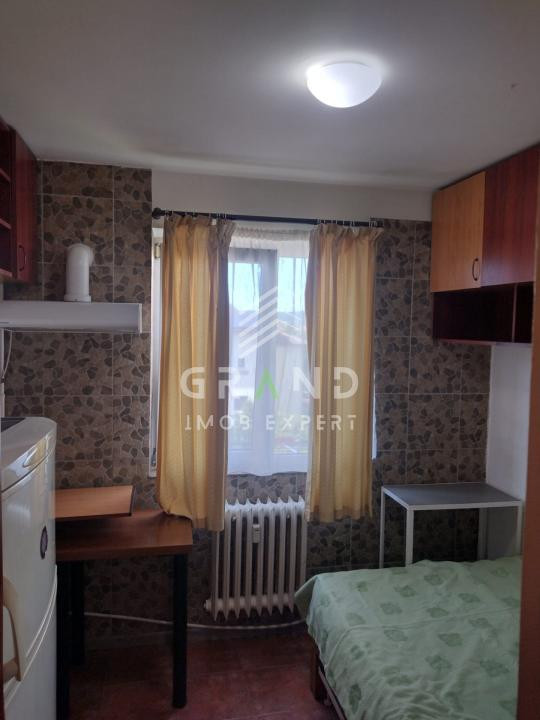 Vanzare : Garsoniera | 11 MP | Etaj 3 | Gheorgheni/Albac