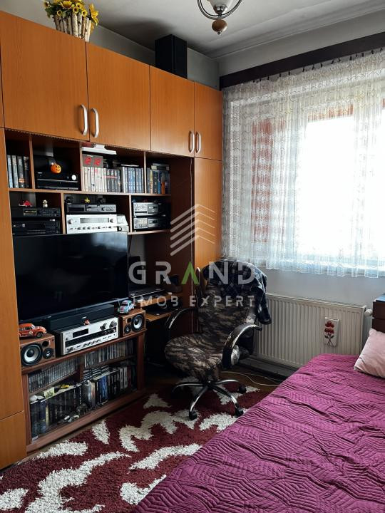 Apartament 3 camere, str. Horea/ semicentral