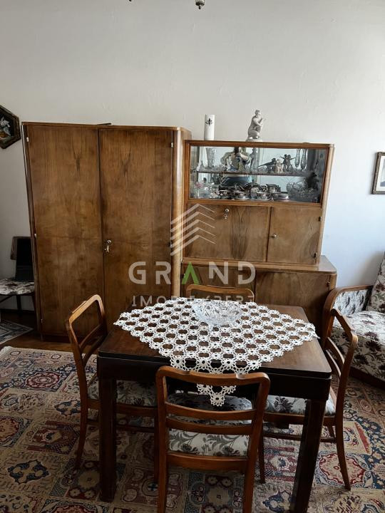 Apartament 3 camere, str. Horea/ semicentral