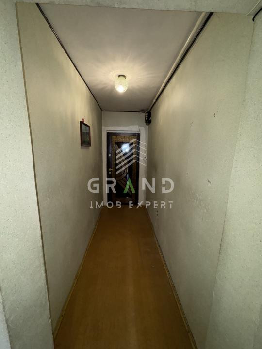 Oportunitate de Renovare! 2 Camere Decomandate | Lângă La Terenuri | Manastur