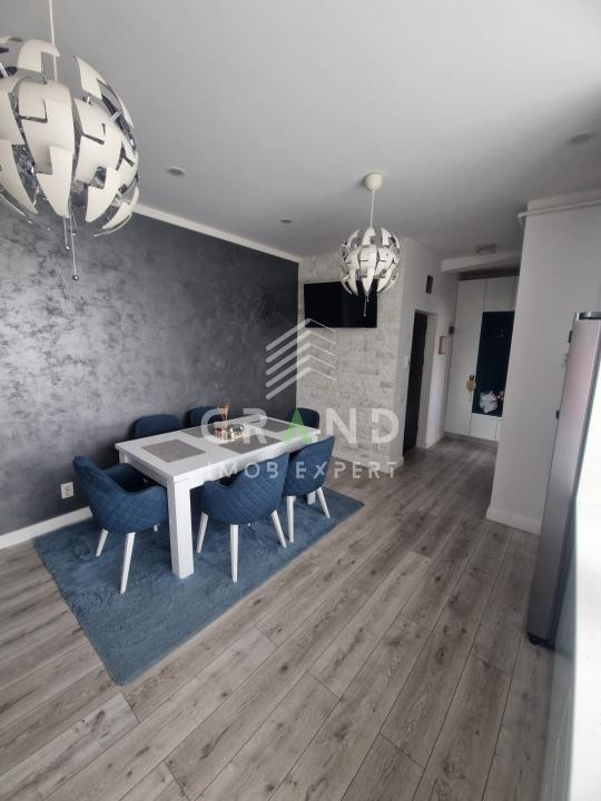 Apartament 3 camere de vanzare, zona Tineretului, Floresti.