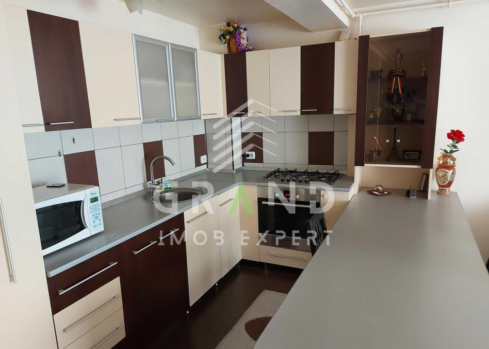 Apartament 3 camere 61mp | balcon 4mp| zona Teilor 