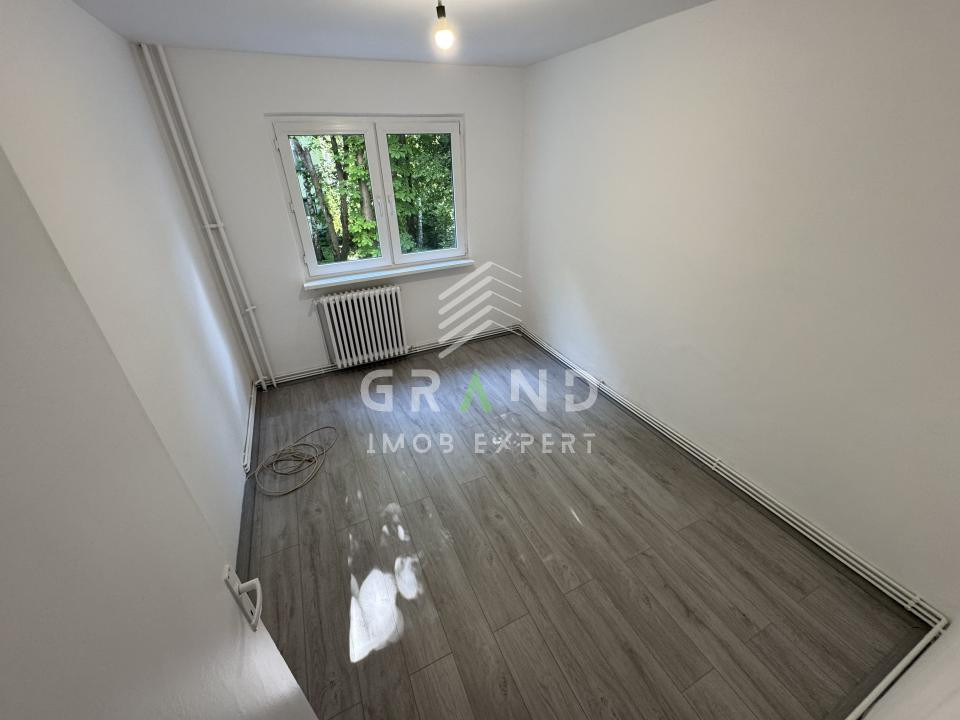 2 camere | Balcon | Baie cu geam | Etaj 1/4 | Minerva–Mănăștur | Bloc izolat