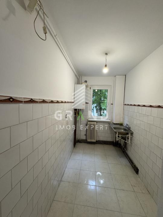 2 camere | Balcon | Baie cu geam | Etaj 1/4 | Minerva–Mănăștur | Bloc izolat