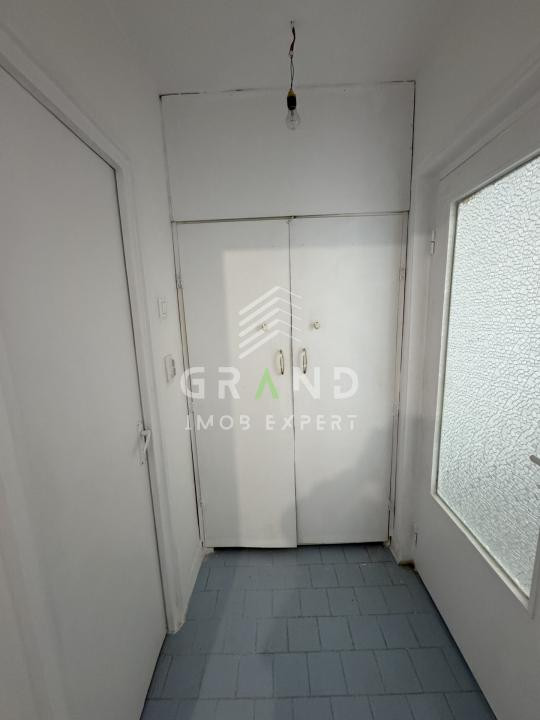 2 camere | Balcon | Baie cu geam | Etaj 1/4 | Minerva–Mănăștur | Bloc izolat