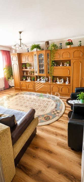 Apartament 2 camere, decomandate, etaj intermediar, Mănăștur