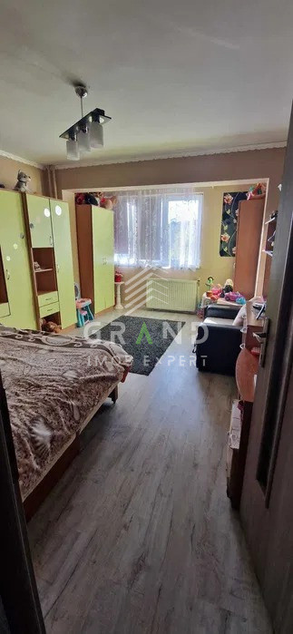 Apartament 2 camere, decomandate, etaj intermediar, Mănăștur