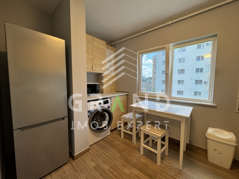 1 Cameră | Modern | Balcon | Centrală Proprie | Mărăști-Năsăud
