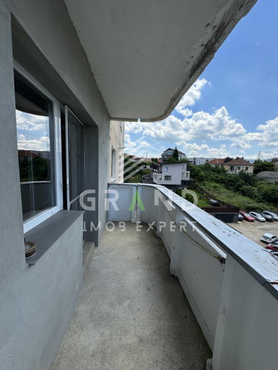 1 Cameră | Modern | Balcon | Centrală Proprie | Mărăști-Năsăud