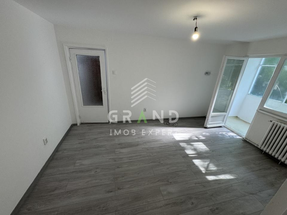 2 camere | Balcon | Baie cu geam | Etaj 1/4 | Minerva–Mănăștur | Bloc izolat