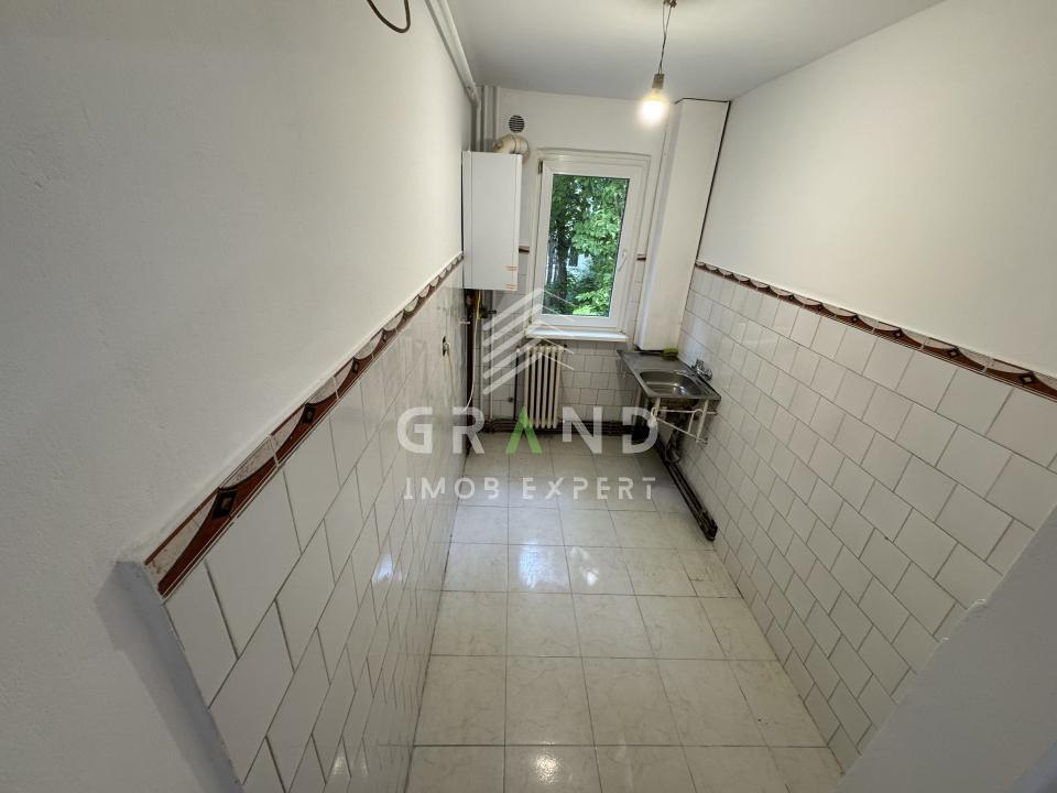 2 camere | Balcon | Baie cu geam | Etaj 1/4 | Minerva–Mănăștur | Bloc izolat