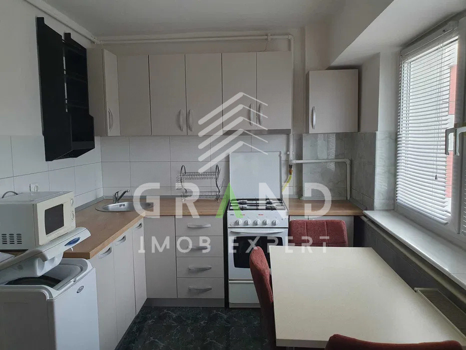 INTRE LACURI/IULIUS MALL | 2 CAMERE DECOMANDATE | BALCON | 52 MP