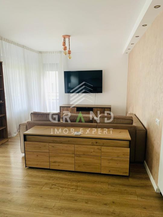 ACASĂ LA MARGINEA PĂDURII | 3 Camere | BALCON | Donath Park/Capat Grigorescu