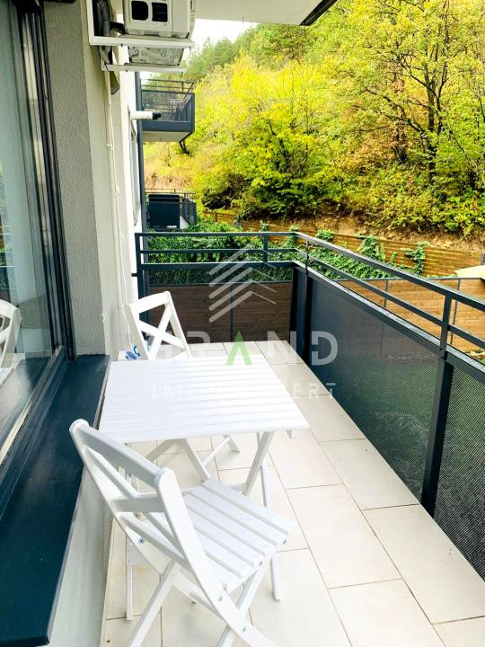 ACASĂ LA MARGINEA PĂDURII | 3 Camere | BALCON | Donath Park/Capat Grigorescu