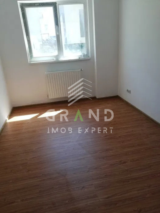 Apartament 3 camere, Florești