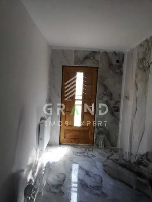 Apartament 3 camere, Florești