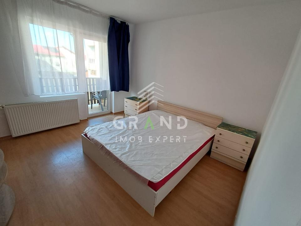 Apartament de vanzare 2 camere , Zona Sesul de Sus , Floresti