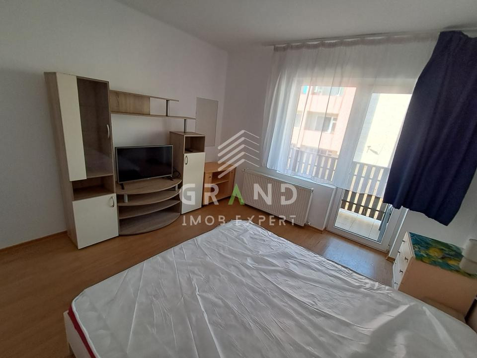Apartament de vanzare 2 camere , Zona Sesul de Sus , Floresti