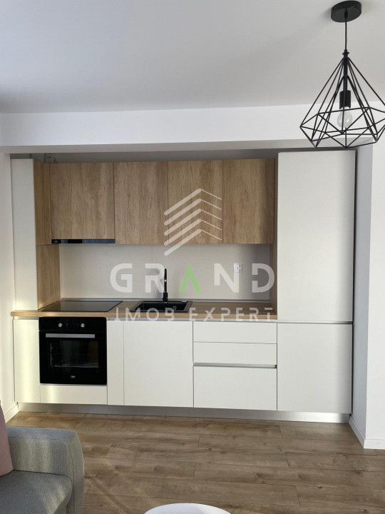 Oportunitate! Apartament 3 Camere | Parcare | Balcon | Floresti/Tineretului