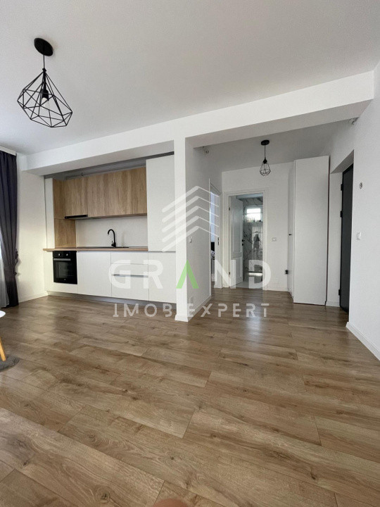 Oportunitate! Apartament 3 Camere | Parcare | Balcon | Floresti/Tineretului
