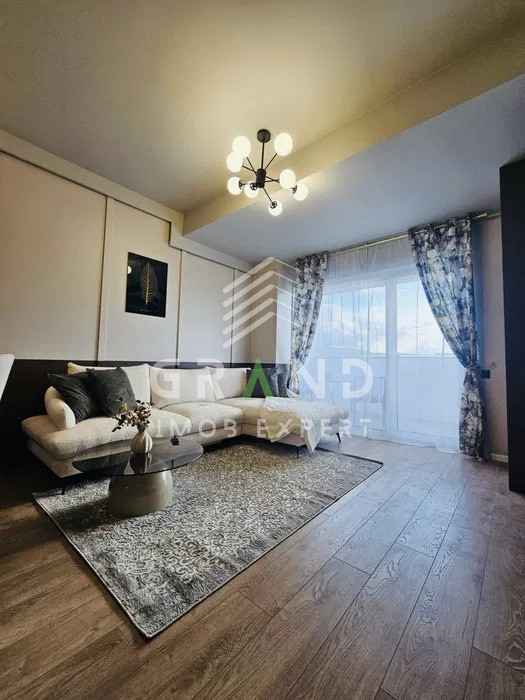  Apartament 2 camere, str Eroilor, Florești