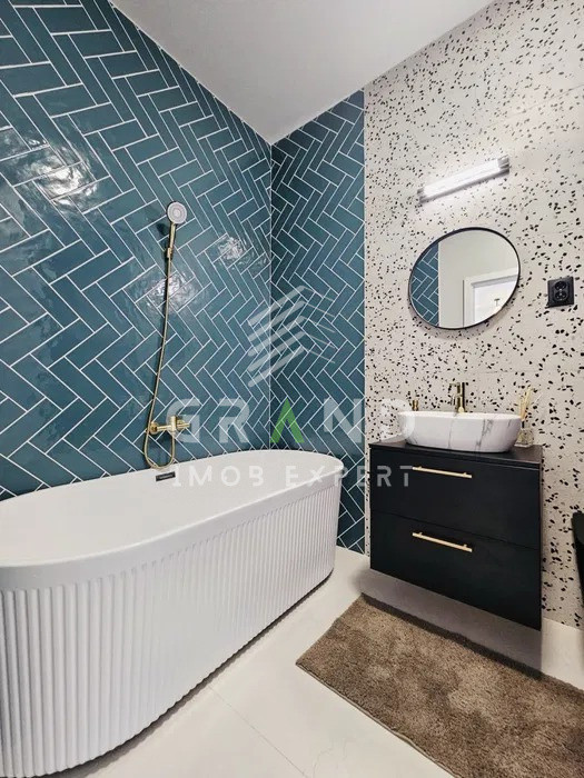  Apartament 2 camere, str Eroilor, Florești