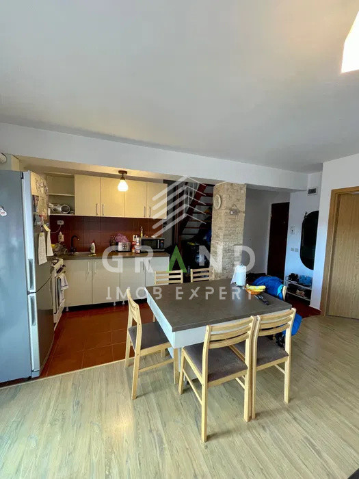 Apartament 3 Camere in Vila | 2 Bai | 2 Balcoane | Manastur/Campului
