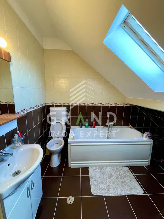 Apartament 3 Camere in Vila | 2 Bai | 2 Balcoane | Manastur/Campului