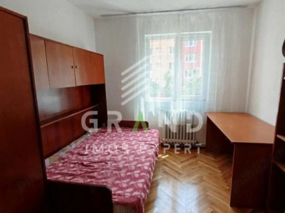 Apartament Renovat | 4 Camere | Etaj 1 | Manastur/Clabucet