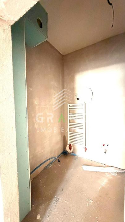 Oportunitate ! Apartament 4 Camere | Semifinisat | Logie 10 MP | Floresti