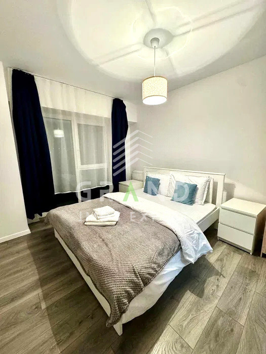 2 Camere Semidecomandat | Balcon | Dambu Rotund/Calea Baciului