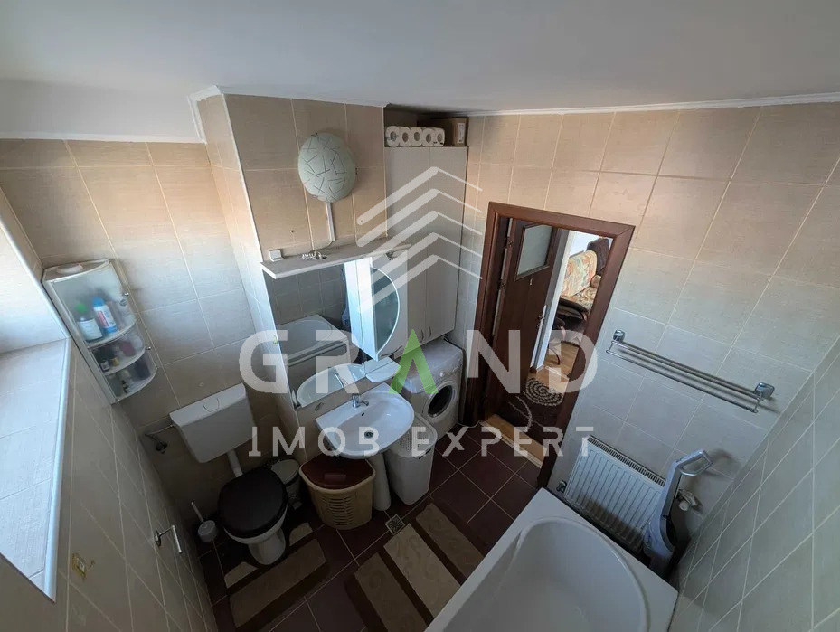 Apartament 47mp, etaj intermediar, bloc cu lift, în zona The Office, Mărăști