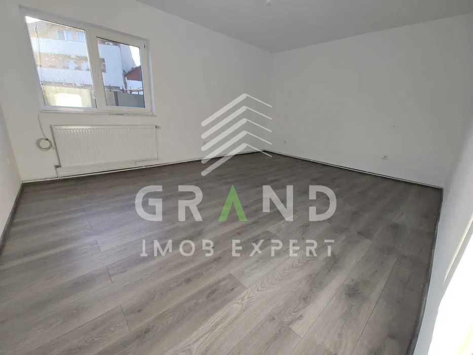 Casa Moderna | 5 Camere | Curte Interioara | Garaj | Parcare | Iris/Oasului