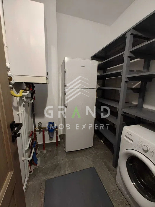 Casa Moderna | 5 Camere | Curte Interioara | Garaj | Parcare | Iris/Oasului