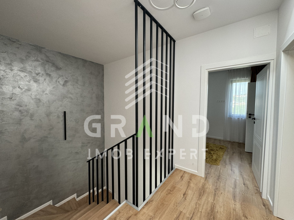 Casă modernă cu 4 camere | Terasă | Grădină | Garaj | Borhanci–Romul Ladea
