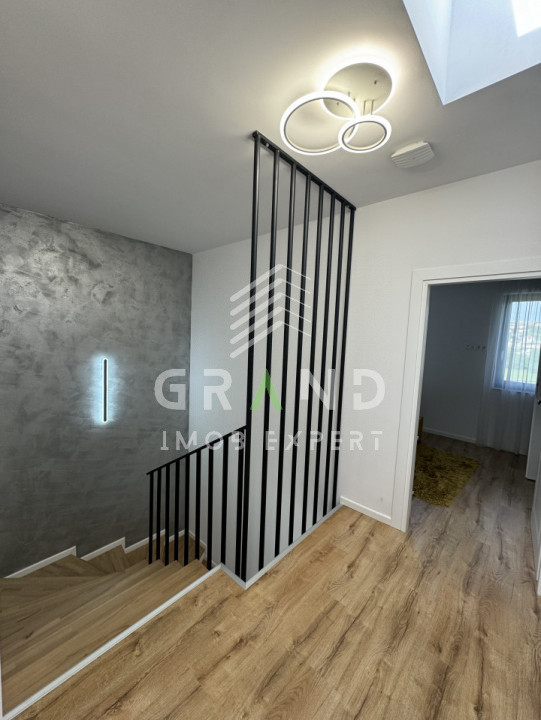 Casă modernă cu 4 camere | Terasă | Grădină | Garaj | Borhanci–Romul Ladea
