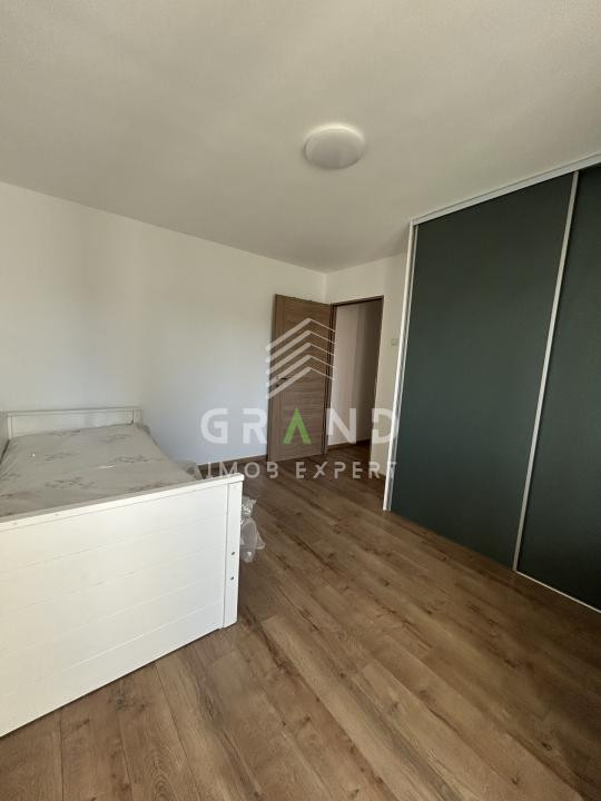 Apartament 3 camere 77mp | 2 balcoane | etaj intermediar | Manastur 
