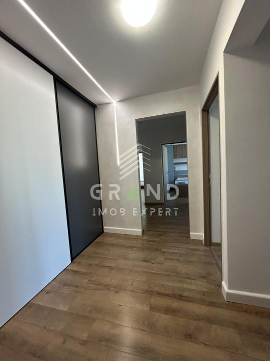 Apartament 3 camere 77mp | 2 balcoane | etaj intermediar | Manastur 