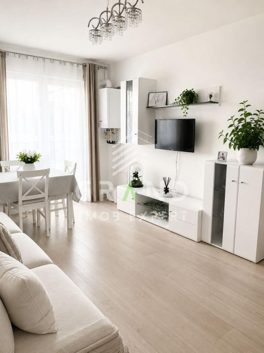 Apartament 3 camere, etaj 1, zona BMW, Floresti