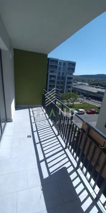 Ap 2 camere DECOMANDAT, BALCON, PARCARE, zona Calea Turzii