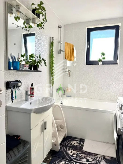 Apartament 2 camere, Floresti