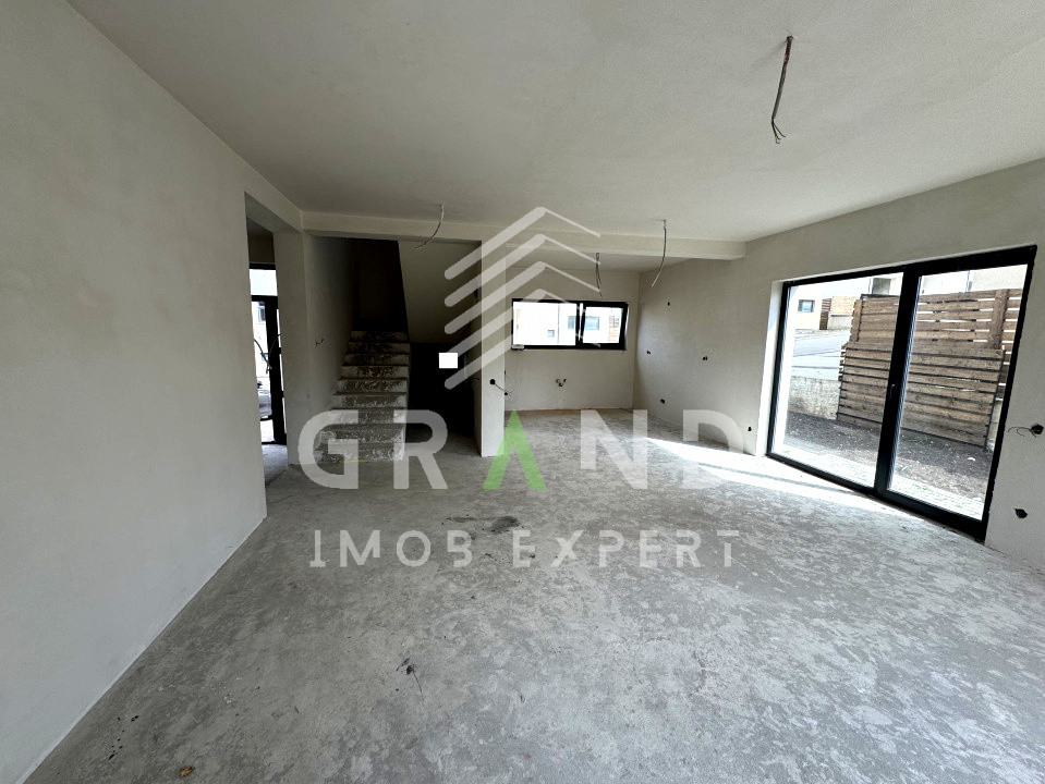 OPORTUNITATE! Casă individuală | 4 camere | 3 băi | Garaj | Teren 450 mp| Dezmir