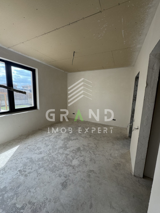 OPORTUNITATE! Casă individuală | 4 camere | 3 băi | Garaj | Teren 450 mp| Dezmir